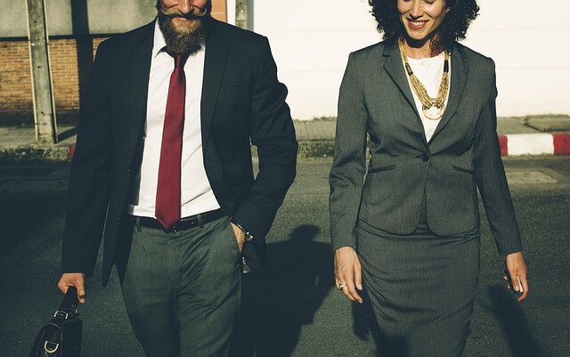 What should be the interview dress code while I was told by HR to be  casual? - Quora